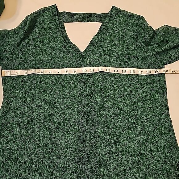 Cabi Bountiful Blouse Sheer Green medium - Picture 5 of 7